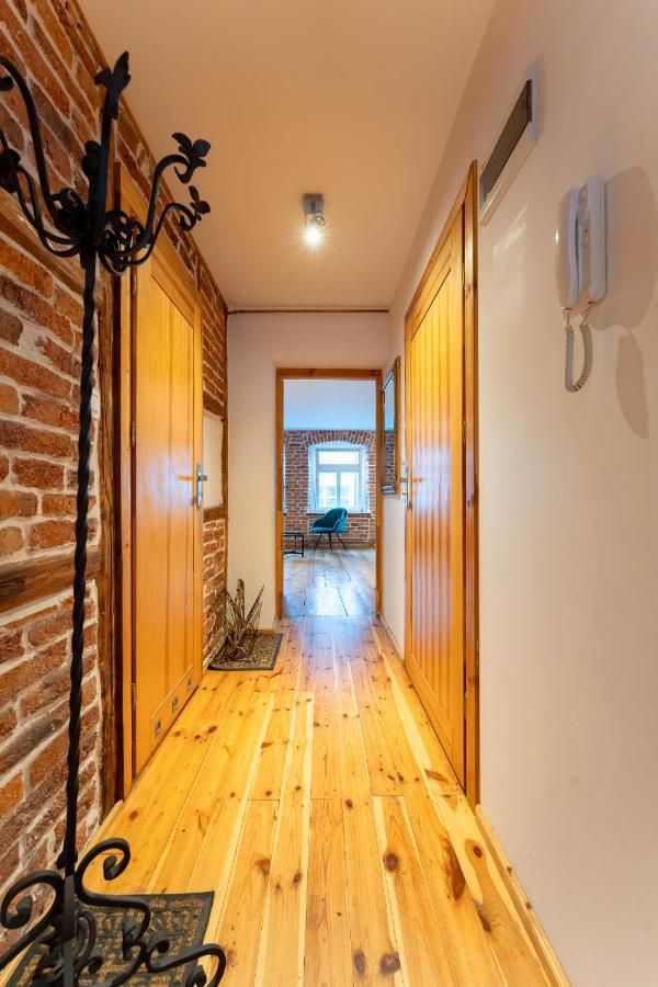 Apartamento Apartament 1886 - Doba Do 14-00 - W Scislym Centrum Z Widokiem Na Majowke - By Space Apart Jelenia Góra Exterior foto